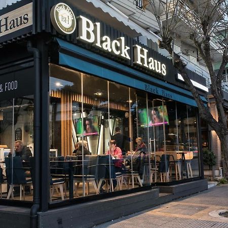 Blackhaus Young Mini Thessaloníki Exteriör bild