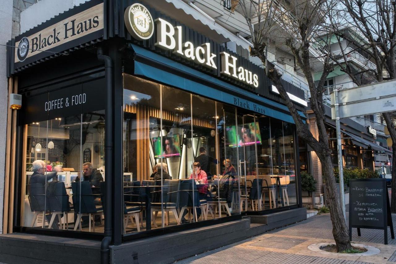 Blackhaus Young Mini Thessaloníki Exteriör bild